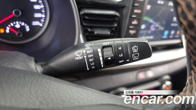 Kia Stonic Diesel 1.6 Prestige 2018 — фото 27