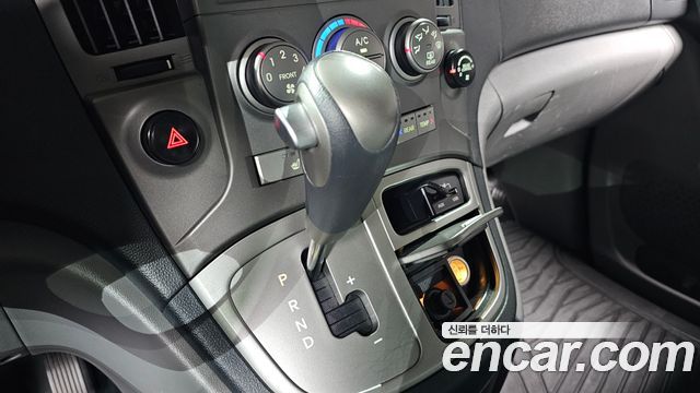 Hyundai Grand Starex Guard car of children 2014 — фото 9