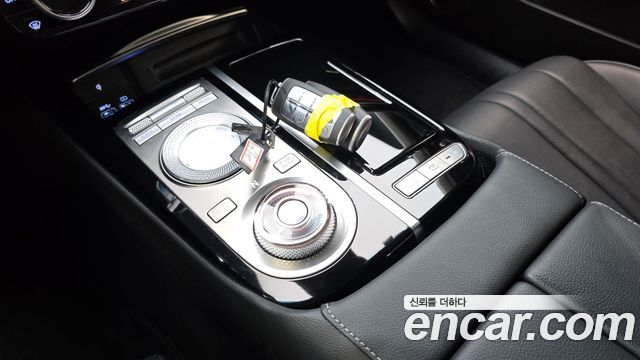 Genesis G80 (RG3) Gasoline 2.5 Turbo AWD 2022 — фото 9