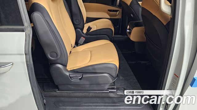 Kia Carnival (IV) Diesel 9-Seater Prestige 2023 — фото 11