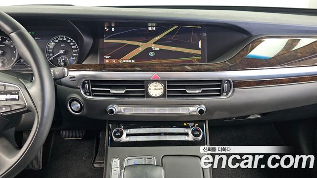 Genesis G90 3.3 T AWD Premium Luxury 2019 — фото 18