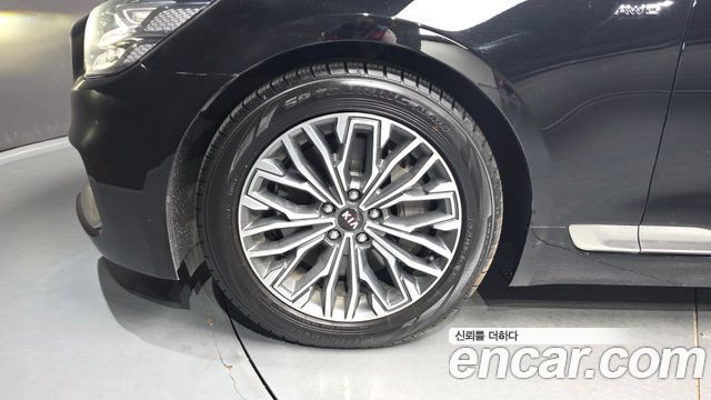 Kia K9 3.8 GDI AWD PlatinumⅠ 2019 — фото 5