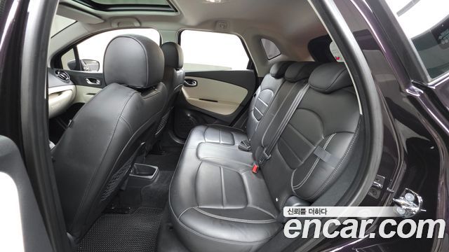 Renault Korea QM3 RE Signature 2018 — фото 12