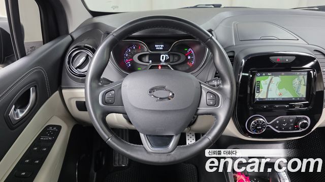 Renault Korea QM3 RE Signature 2018 — фото 14