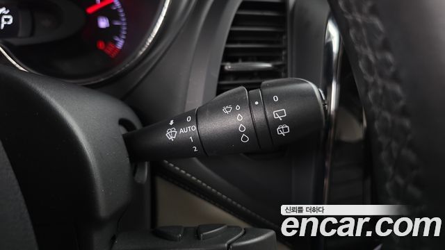 Renault Korea QM3 RE Signature 2018 — фото 19