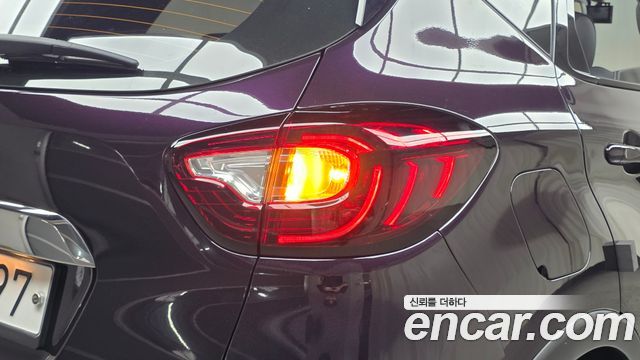 Renault Korea QM3 RE Signature 2018 — фото 23