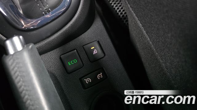 Renault Korea QM3 RE Signature 2018 — фото 29