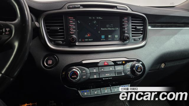 Kia Sorento Diesel 2.0 2WD Noblesse 2017 — фото 12