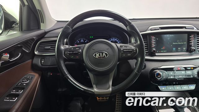 Kia Sorento Diesel 2.0 2WD Noblesse 2017 — фото 13