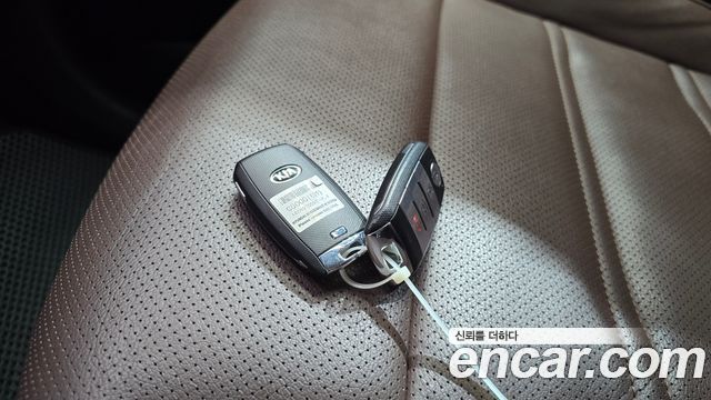 Kia Sorento Diesel 2.0 2WD Noblesse 2017 — фото 15