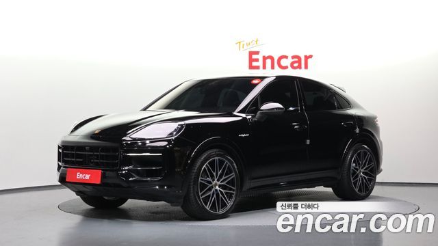 Porsche Cayenne (PO536) 3.0 E-Hybrid Coupe 2024 — фото 1