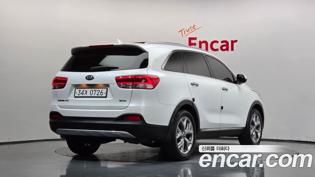 Kia Sorento Diesel 2.0 2WD Noblesse Special 2016 — фото 2
