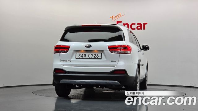 Kia Sorento Diesel 2.0 2WD Noblesse Special 2016 — фото 4