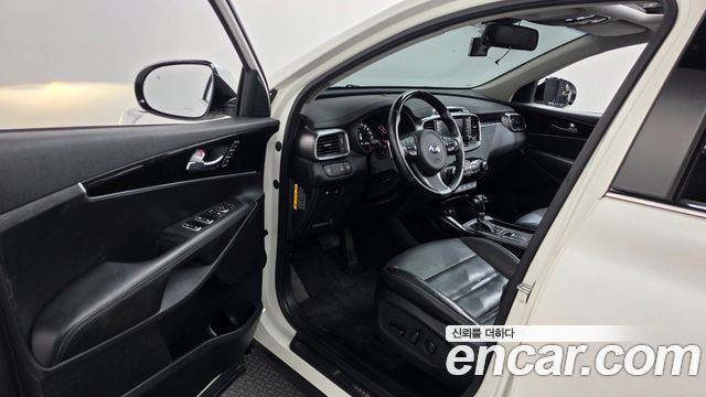 Kia Sorento Diesel 2.0 2WD Noblesse Special 2016 — фото 10