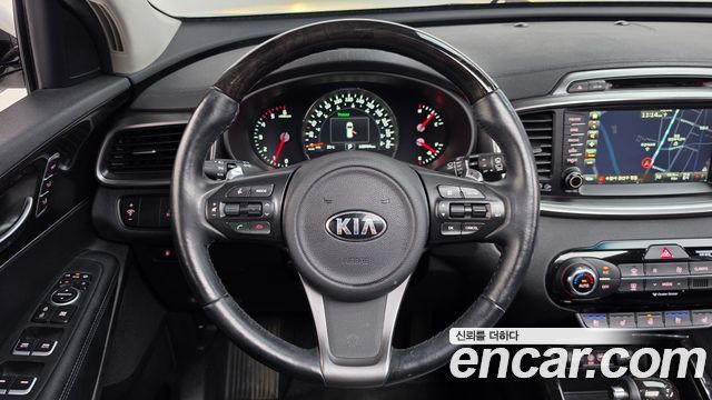 Kia Sorento Diesel 2.0 2WD Noblesse Special 2016 — фото 14