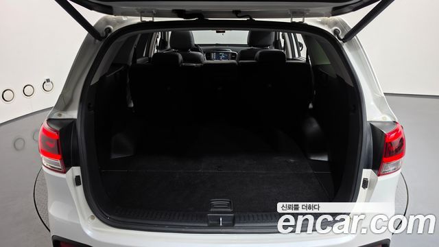Kia Sorento Diesel 2.0 2WD Noblesse Special 2016 — фото 19