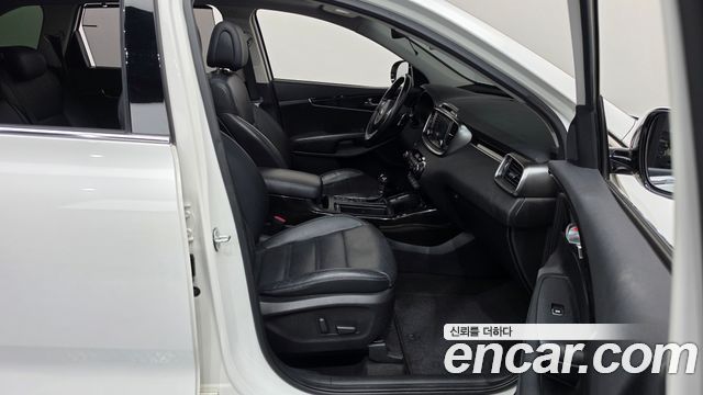 Kia Sorento Diesel 2.0 2WD Noblesse Special 2016 — фото 26