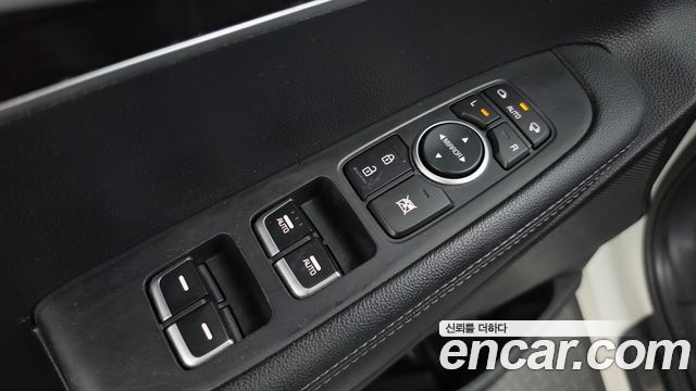 Kia Sorento Diesel 2.0 2WD Noblesse Special 2016 — фото 33