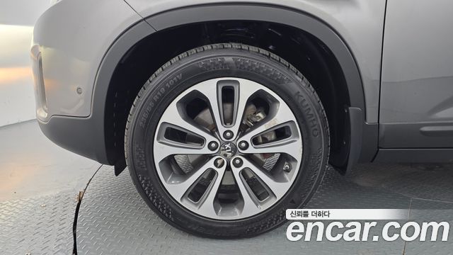 Kia Sorento R Diesel 2.0 2WD Limited Special 2013 — фото 5