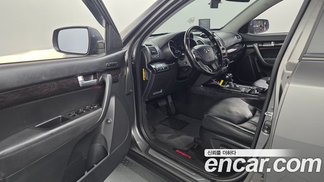 Kia Sorento R Diesel 2.0 2WD Limited Special 2013 — фото 10
