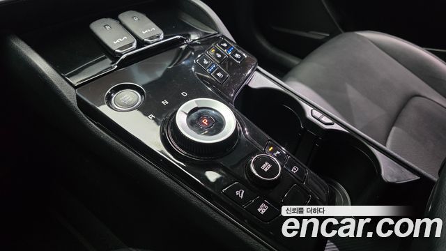 Kia Sportage Hybrid (V) Nobleless 2WD 2024 — фото 9