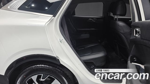Kia Sportage Hybrid (V) Nobleless 2WD 2024 — фото 11