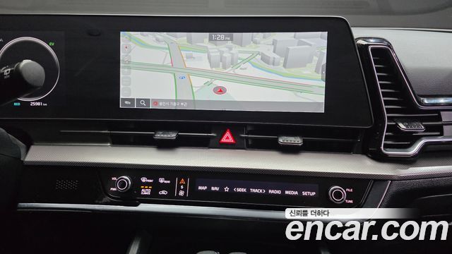 Kia Sportage Hybrid (V) Nobleless 2WD 2024 — фото 13