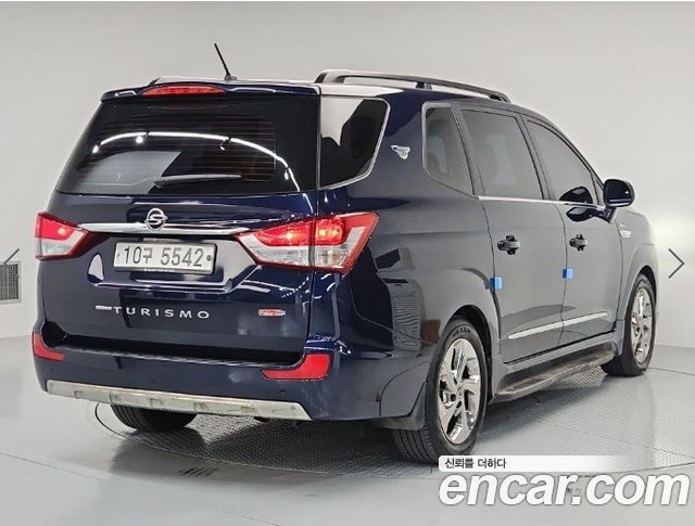 KG Mobility (SsangYong) Korando Turismo 4WD Extreme Sport 9-Seater 2019 — фото 4