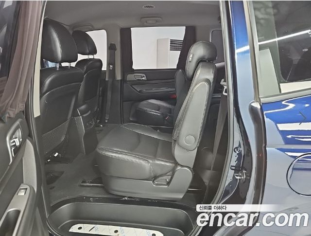 KG Mobility (SsangYong) Korando Turismo 4WD Extreme Sport 9-Seater 2019 — фото 16