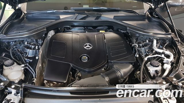 Mercedes-Benz GLC-Class (X254) GLC300 4MATIC Coupe 2024 — фото 6
