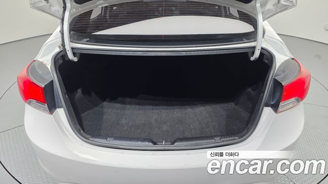 Hyundai Avante (MD) M16 GDI Smart 2013 — фото 16