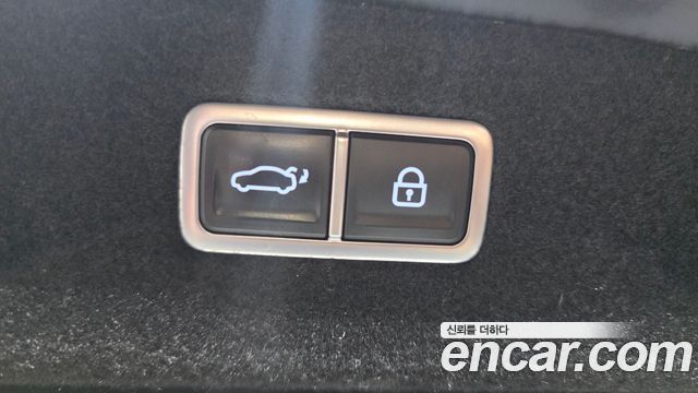 Genesis G90 (RS4) Gasoline 3.5 Turbo 2WD 2022 — фото 16