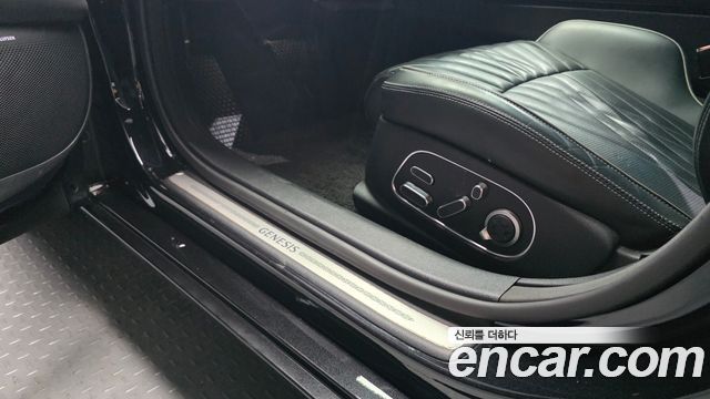 Genesis G90 (RS4) Gasoline 3.5 Turbo 2WD 2022 — фото 17