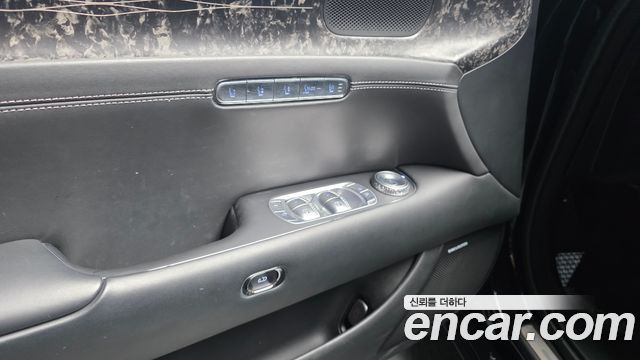 Genesis G90 (RS4) Gasoline 3.5 Turbo 2WD 2022 — фото 20