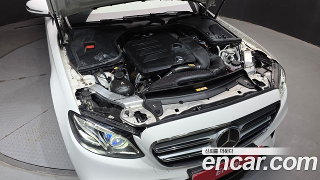 Mercedes-Benz E-Class (W213) E350 4MATIC AMG Line 2020 — фото 6