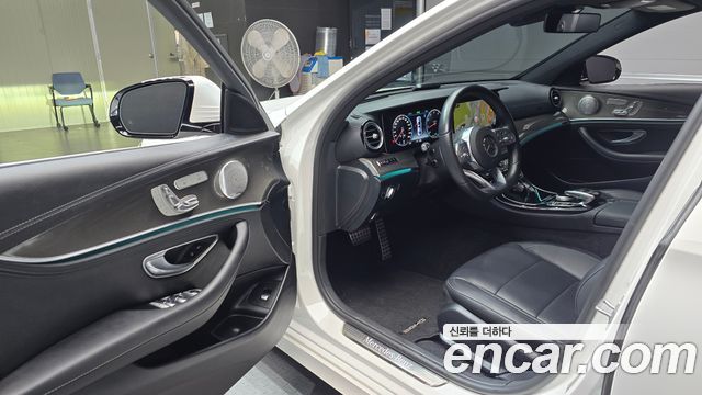 Mercedes-Benz E-Class (W213) E350 4MATIC AMG Line 2020 — фото 10