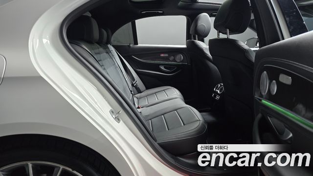 Mercedes-Benz E-Class (W213) E350 4MATIC AMG Line 2020 — фото 11