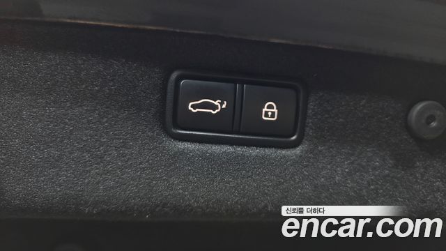 Genesis G70 2.0T AWD Elite 2019 — фото 17
