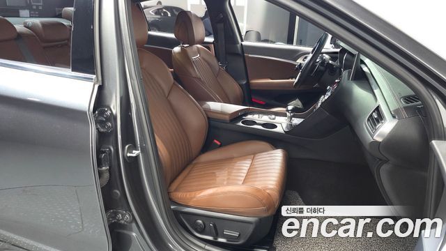 Genesis G70 2.0T AWD Elite 2019 — фото 26