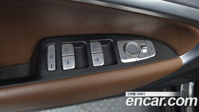 Genesis G70 2.0T AWD Elite 2019 — фото 30
