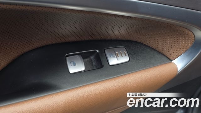 Genesis G70 2.0T AWD Elite 2019 — фото 32