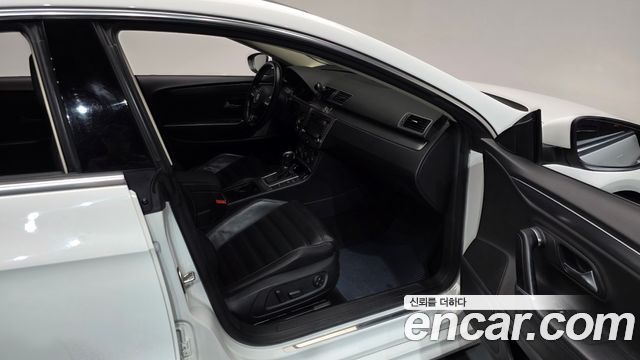 Volkswagen CC 2.0 TDI BlueMotion R-Line 2016 — фото 11