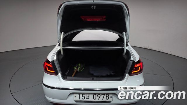 Volkswagen CC 2.0 TDI BlueMotion R-Line 2016 — фото 20