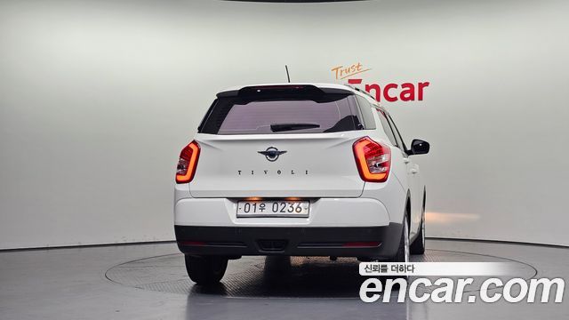 KG Mobility (SsangYong) Tivoli Air Diesel IX 2WD 2017 — фото 4