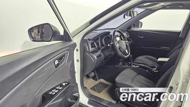 KG Mobility (SsangYong) Tivoli Air Diesel IX 2WD 2017 — фото 10