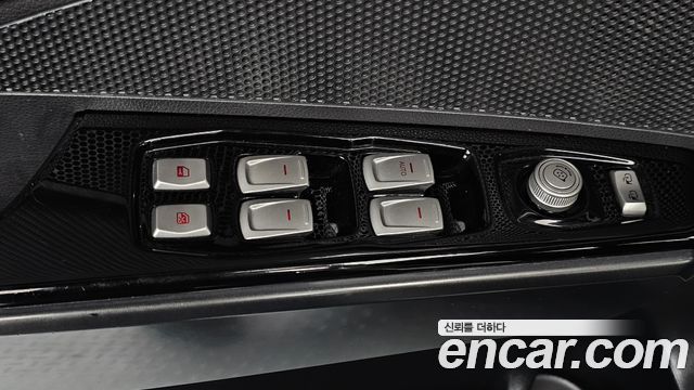 KG Mobility (SsangYong) Tivoli Air Diesel IX 2WD 2017 — фото 11