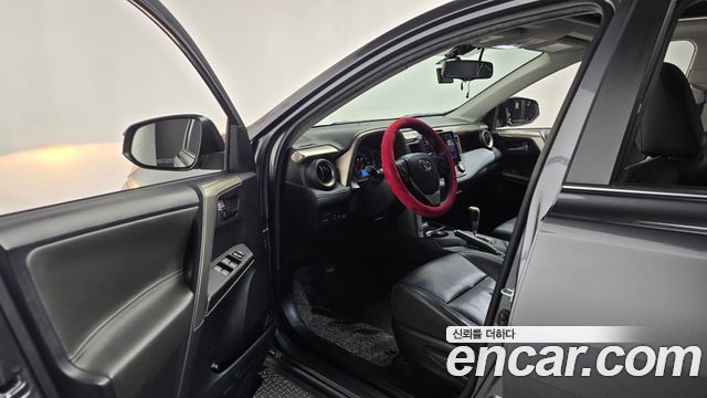 Toyota RAV4 2.5 2WD 4th 2014 — фото 10