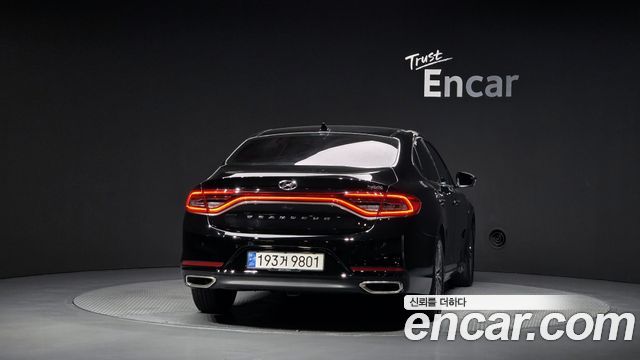 Hyundai Grandeur Hybrid (IG) Exclusive Special 2019 — фото 4