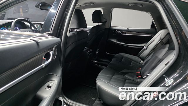 Hyundai Grandeur Hybrid (IG) Exclusive Special 2019 — фото 12