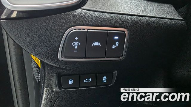 Hyundai Grandeur Hybrid (IG) Exclusive Special 2019 — фото 18